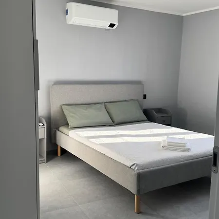 Apartment Casa Angelina Vista Mare E Monaco A Grimaldi (Liguria)