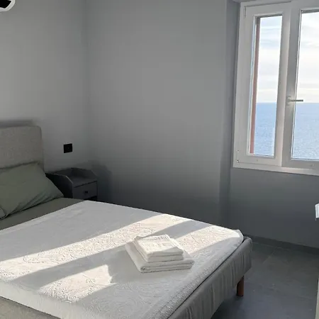 Casa Angelina Vista Mare E Monaco A *