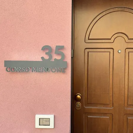 Casa Angelina Vista Mare E Monaco A Apartment *