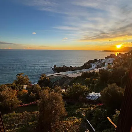 Casa Angelina Vista Mare E Monaco A *